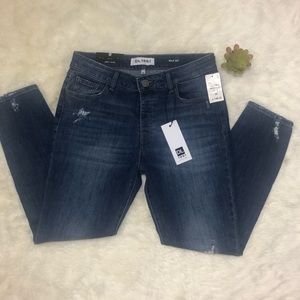 DL 1961 Slouchy Skinny Jeans